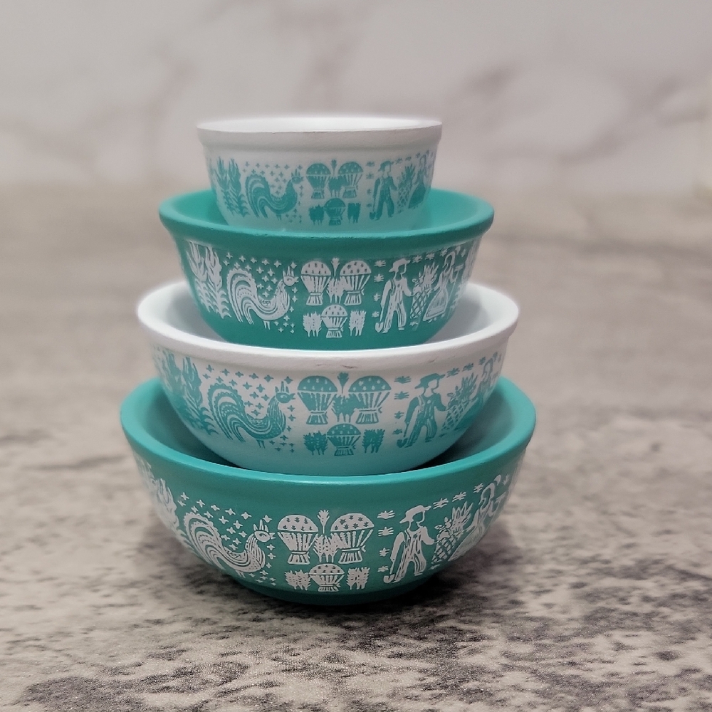 Stackable Butterprint Miniature Pyrex Bowls  Decorative Fidget Toy